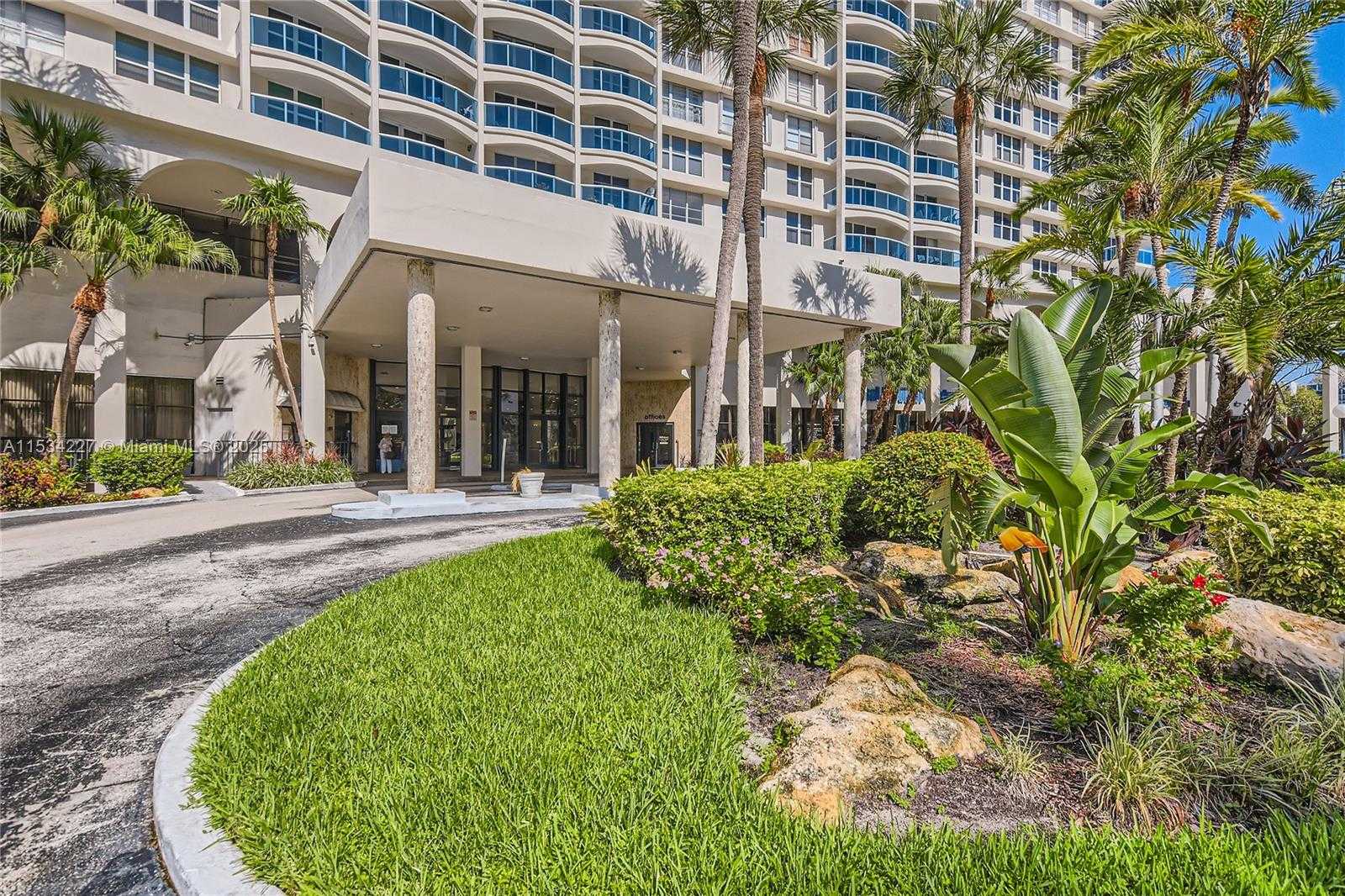 Small Image of 3800 SOUTH OCEAN DR #1818 (AVAILABLE NOW), Hollywood Number 21