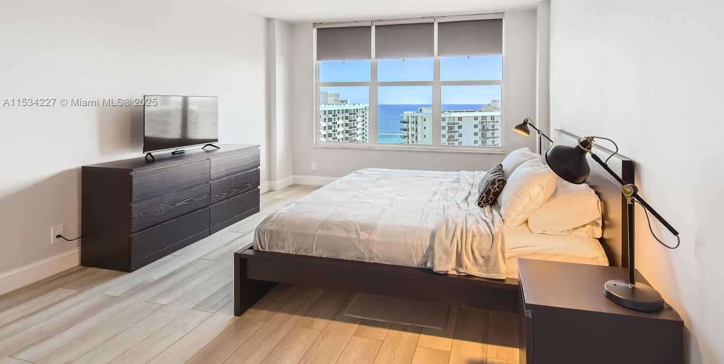 Small Image of 3800 SOUTH OCEAN DR #1818 (AVAILABLE NOW), Hollywood Number 6