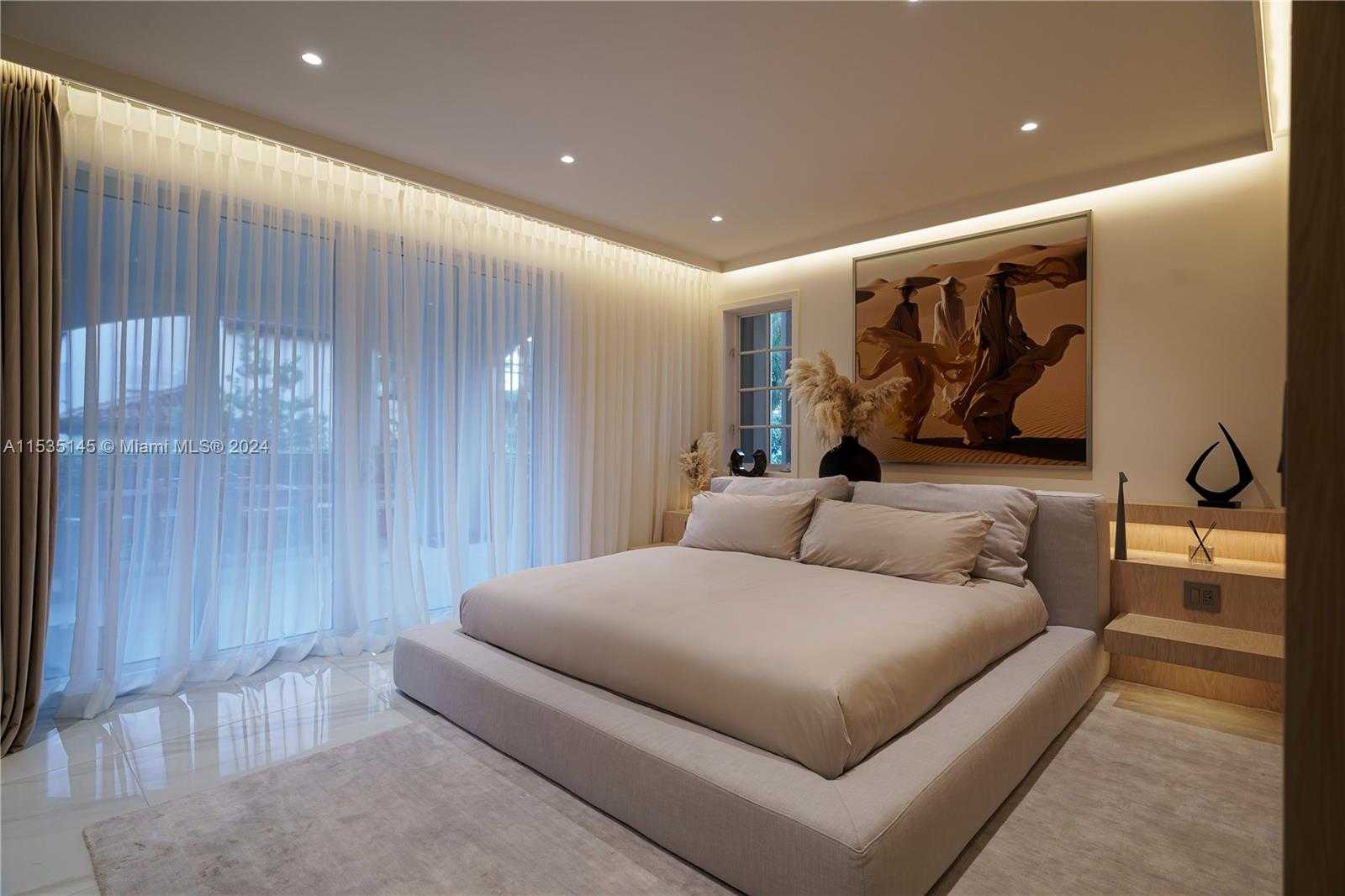 Small Image of 19115 FISHER ISLAND DR #19115, Miami Beach Number 16