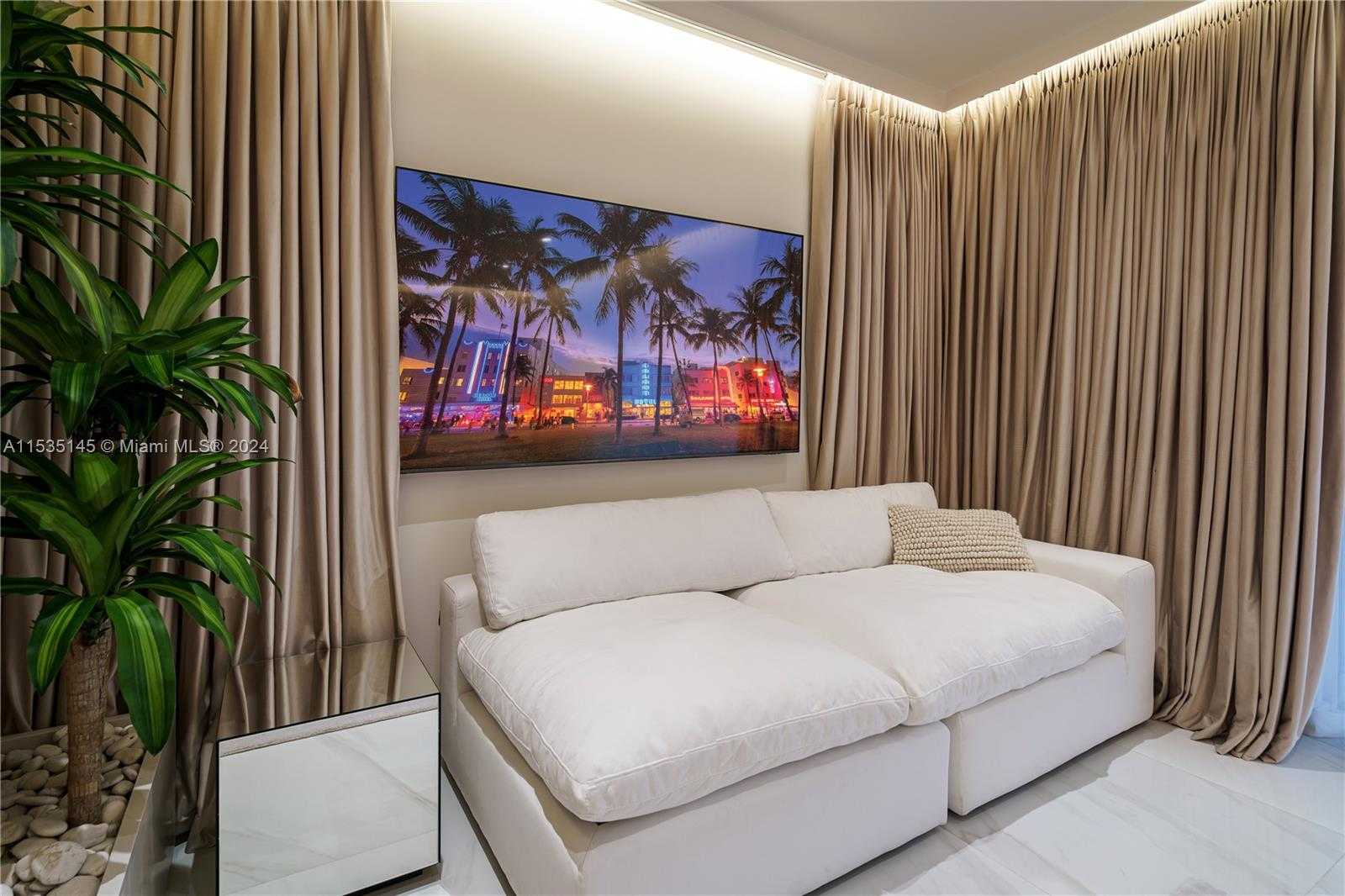 Small Image of 19115 FISHER ISLAND DR #19115, Miami Beach Number 19