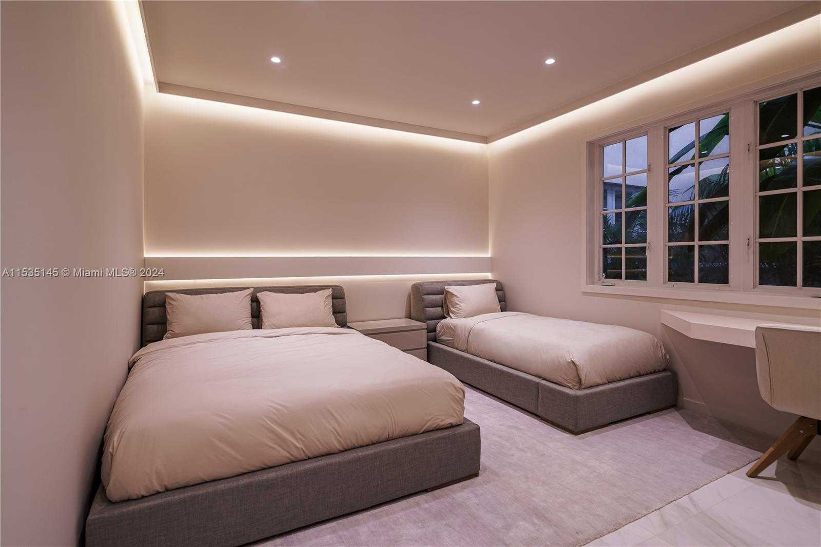 Small Image of 19115 FISHER ISLAND DR #19115, Miami Beach Number 26
