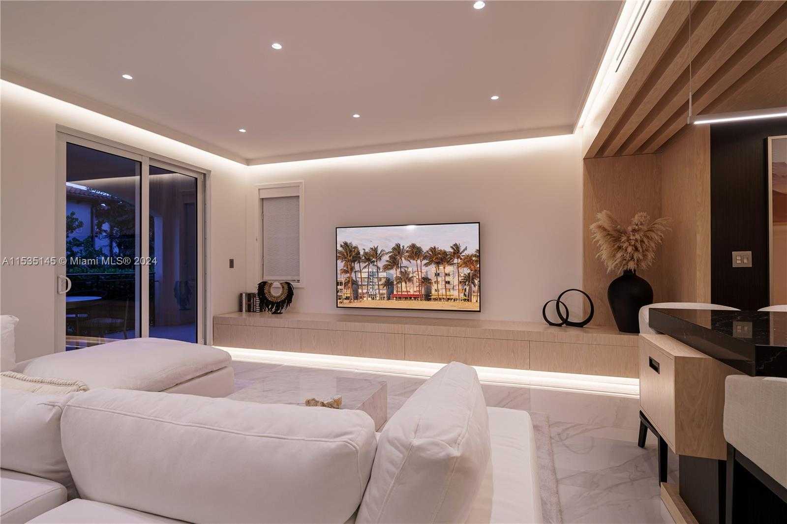Small Image of 19115 FISHER ISLAND DR #19115, Miami Beach Number 8