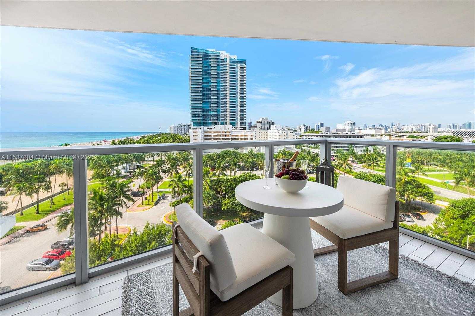 Small Image of 2201 COLLINS AVE #814, Miami Beach Number 30
