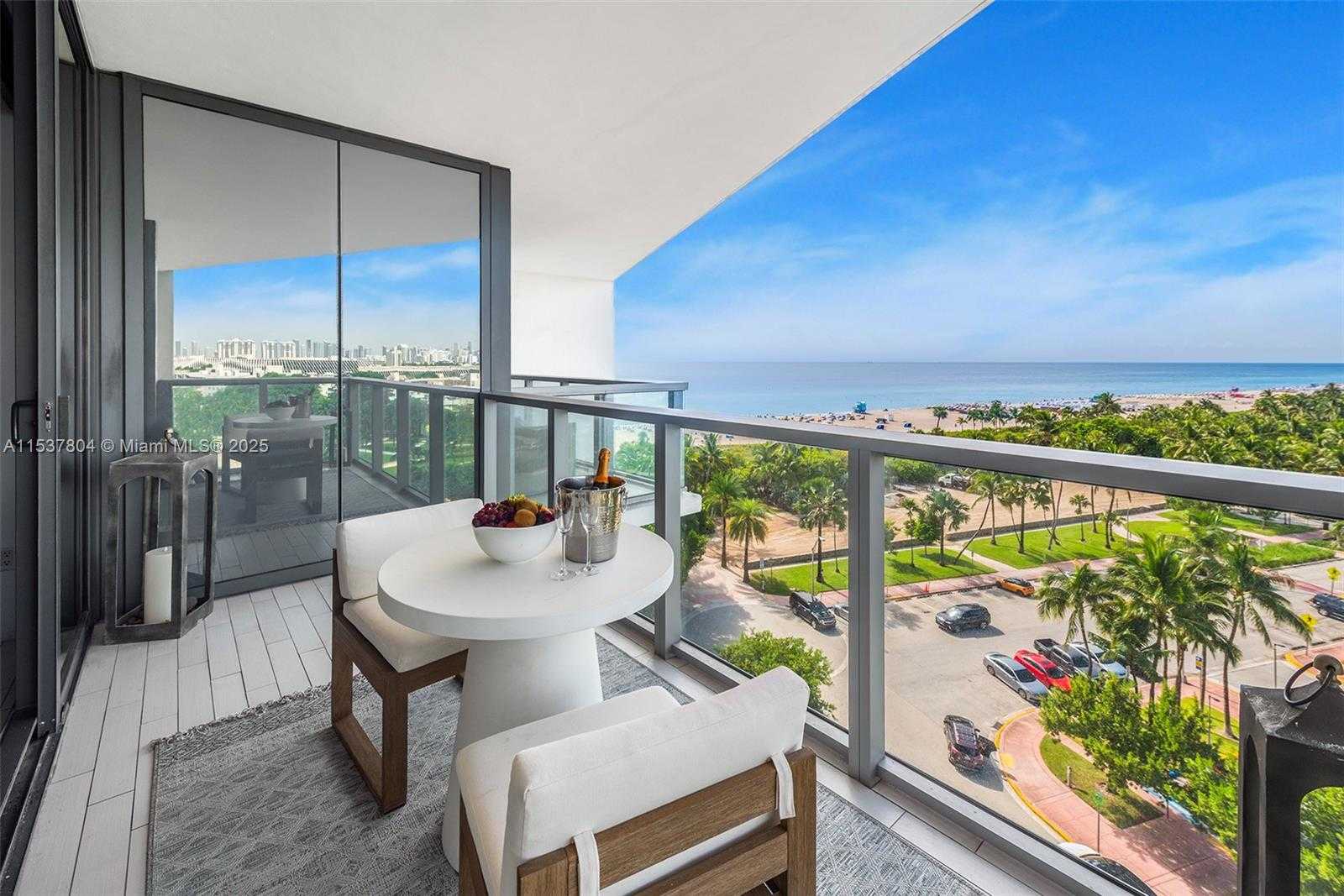 Small Image of 2201 COLLINS AVE #814, Miami Beach Number 31