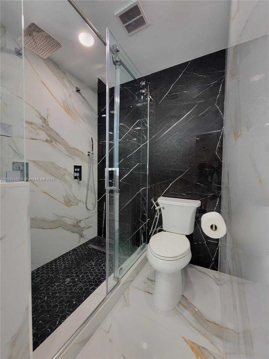 Small Image of 3505 SOUTH OCEAN DR #1509, Hollywood Number 16