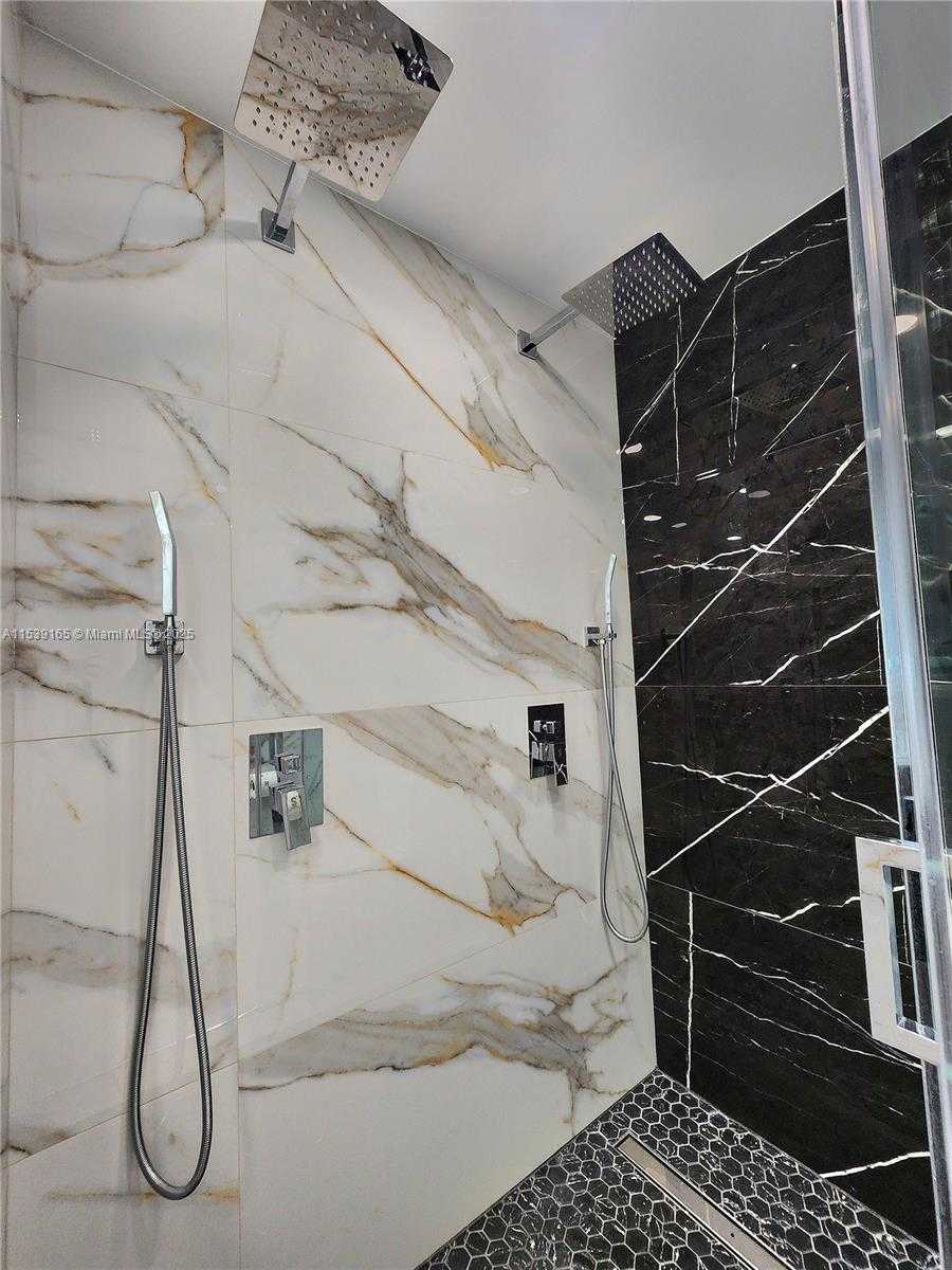 Small Image of 3505 SOUTH OCEAN DR #1509, Hollywood Number 17