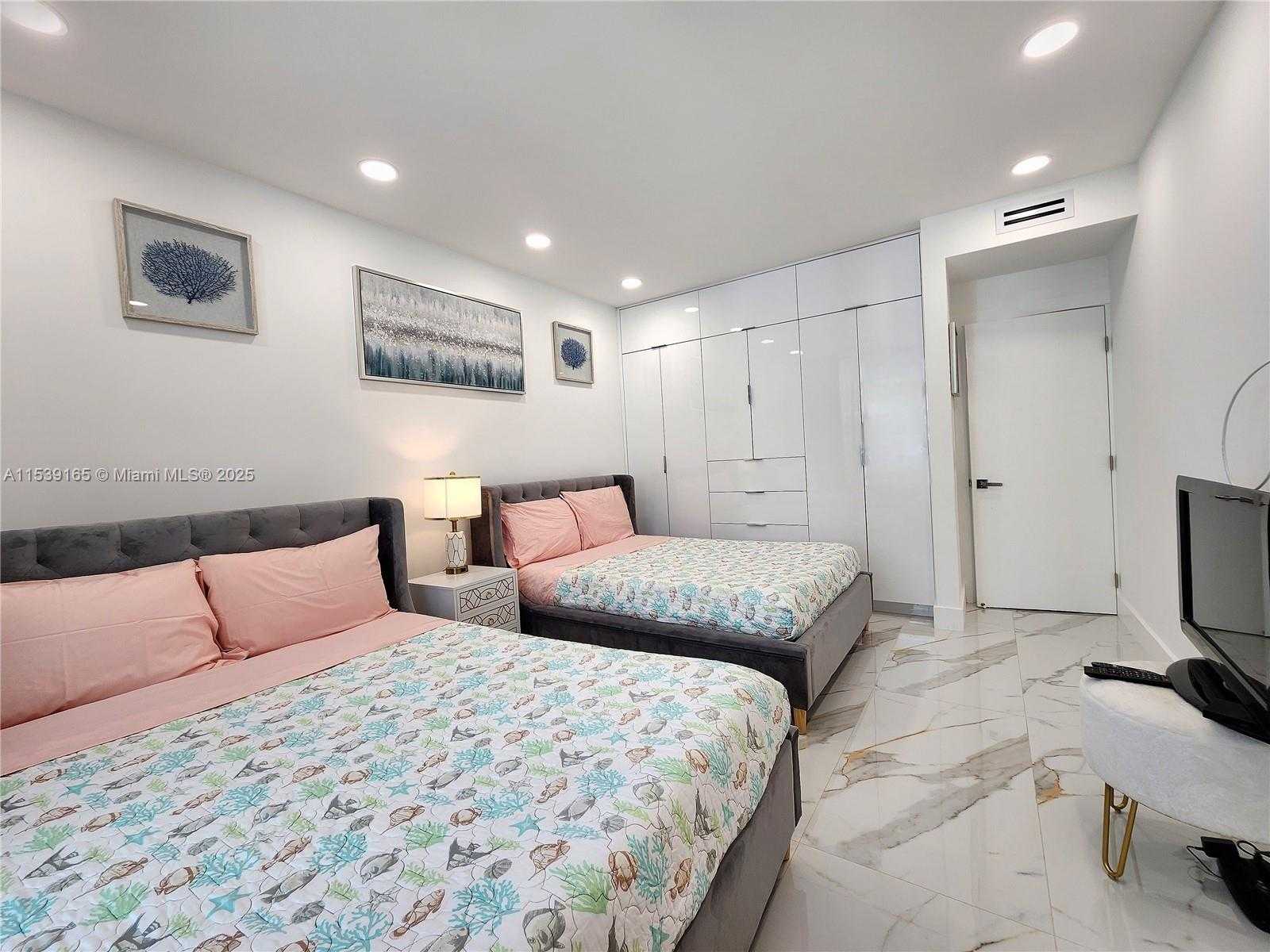 Small Image of 3505 SOUTH OCEAN DR #1509, Hollywood Number 24