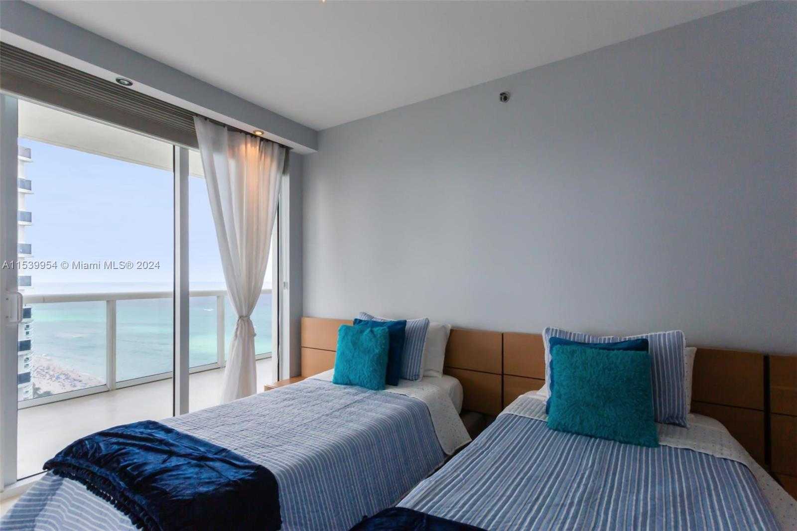 Small Image of 1830 SOUTH OCEAN DR #3008, Hallandale Beach Number 14