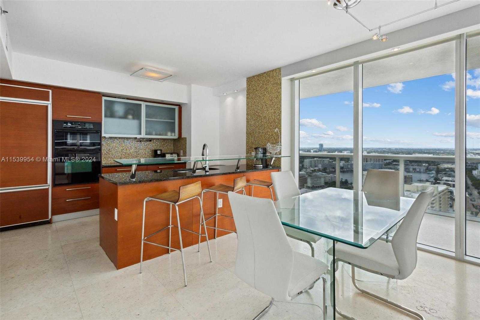 Small Image of 1830 SOUTH OCEAN DR #3008, Hallandale Beach Number 6