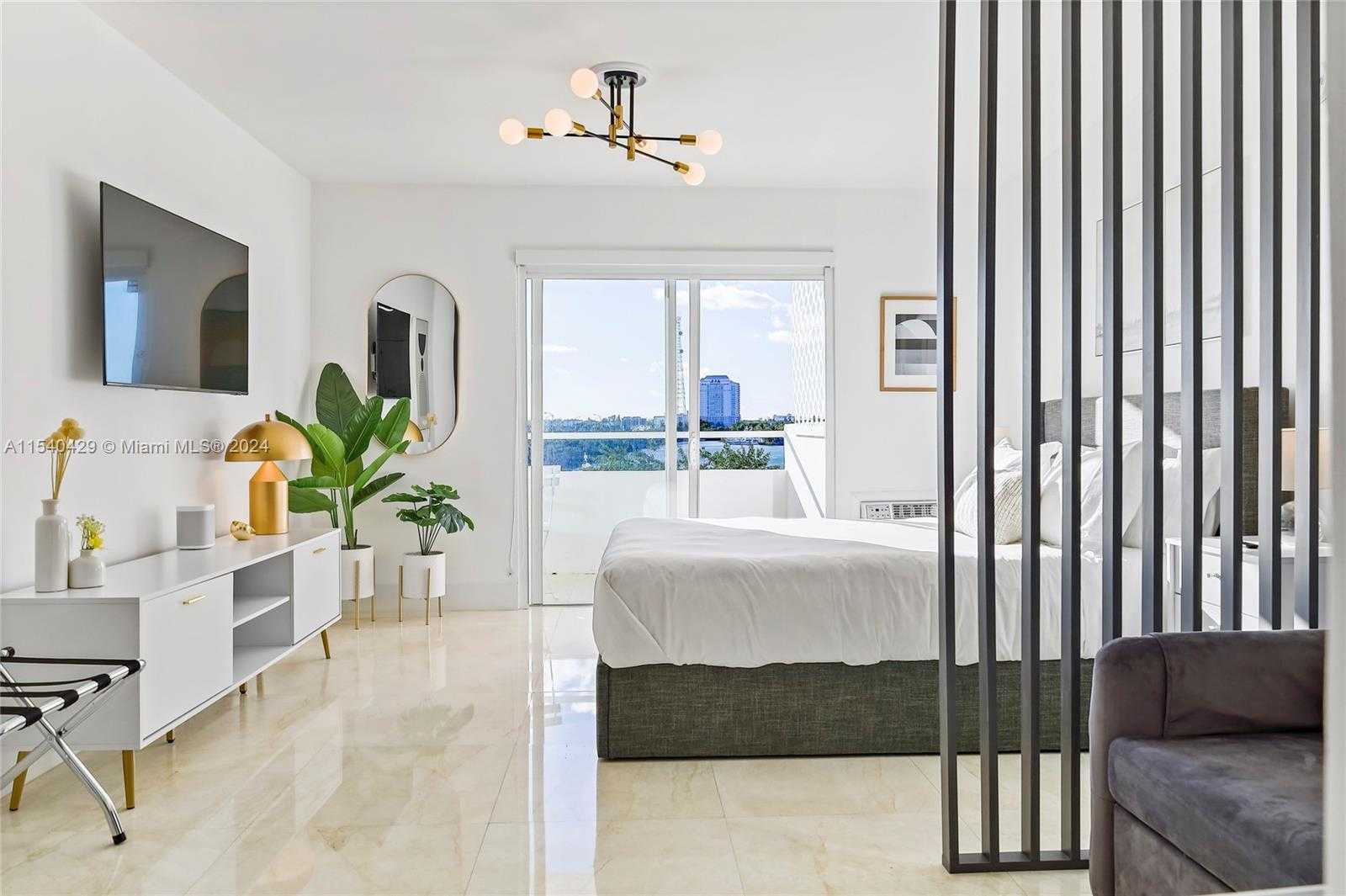 Small Image of 7904 WEST DR #305, North Bay Village Number 13
