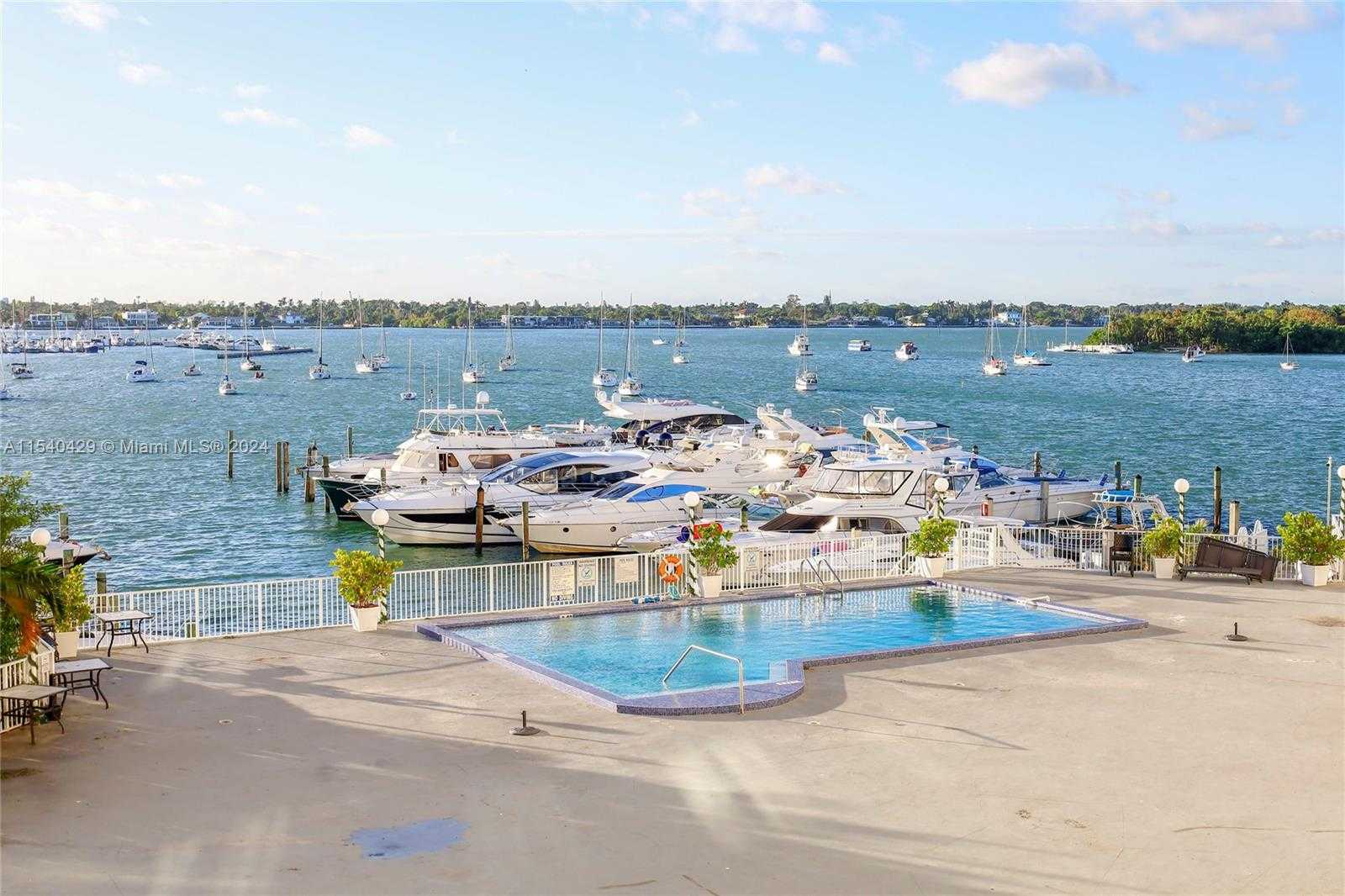 Small Image of 7904 WEST DR #305, North Bay Village Number 28