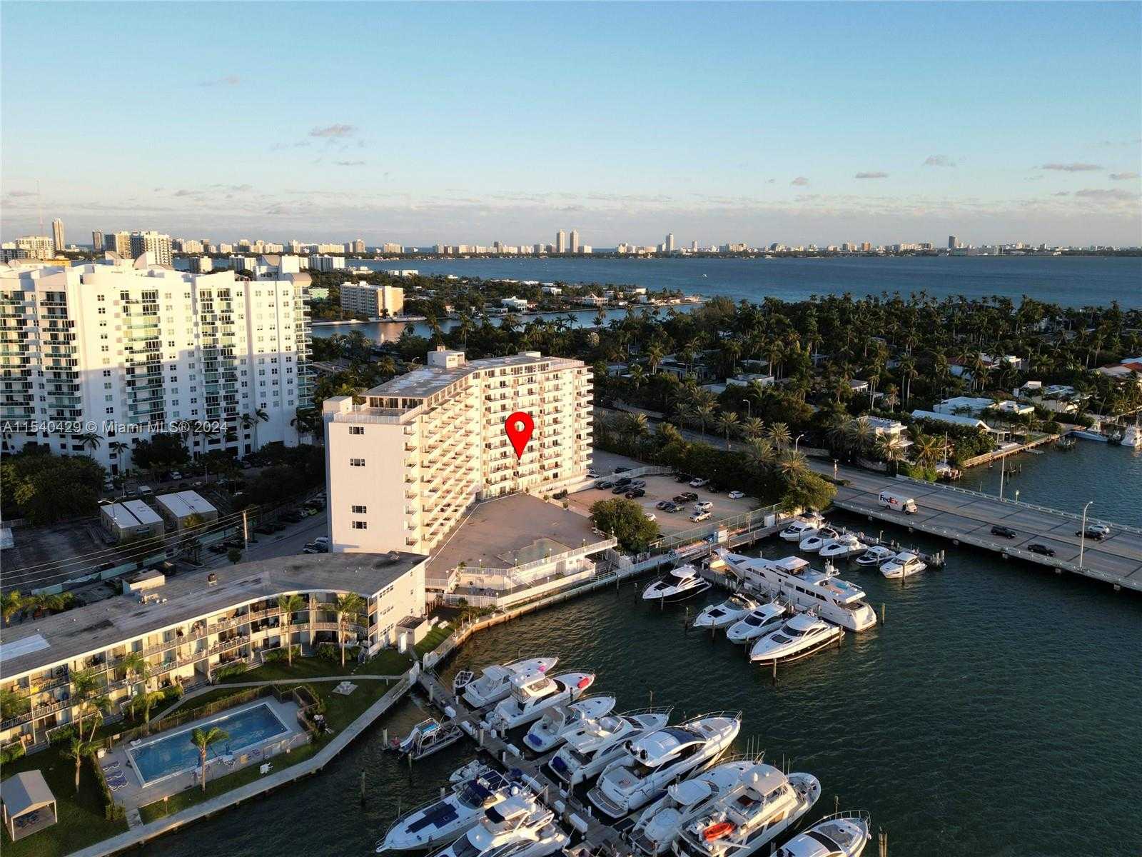 Small Image of 7904 WEST DR #305, North Bay Village Number 34