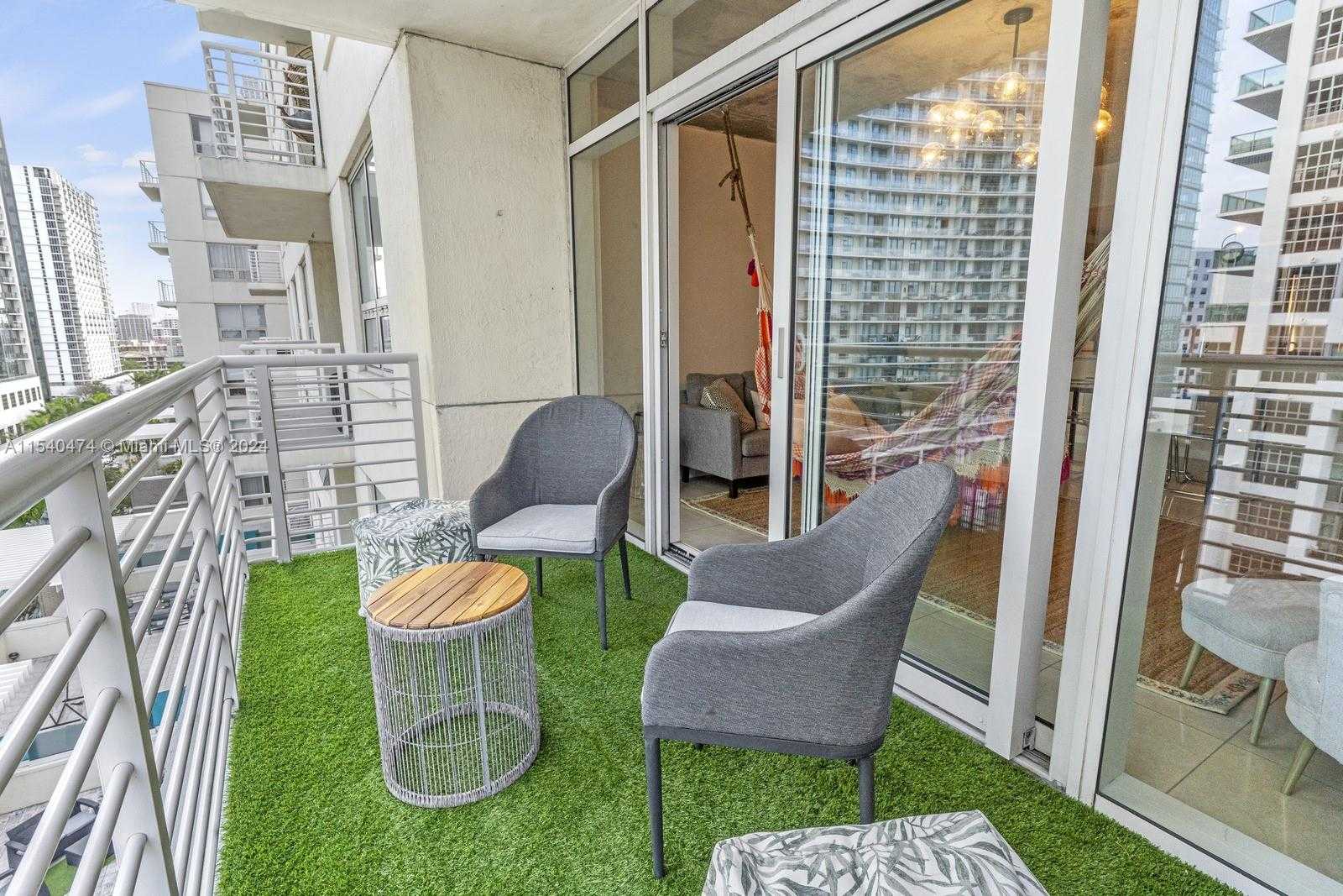 Small Image of 3250 NE 1st Ave, Miami, FL 33137, USA Number 2