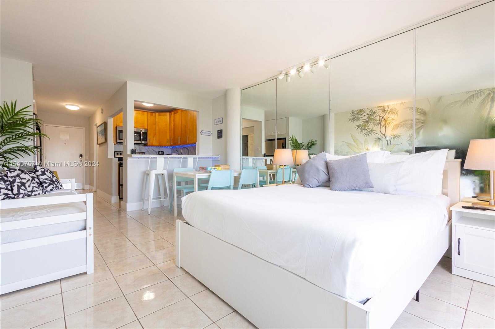 Small Image of 7904 WEST DR #304, North Bay Village Number 12