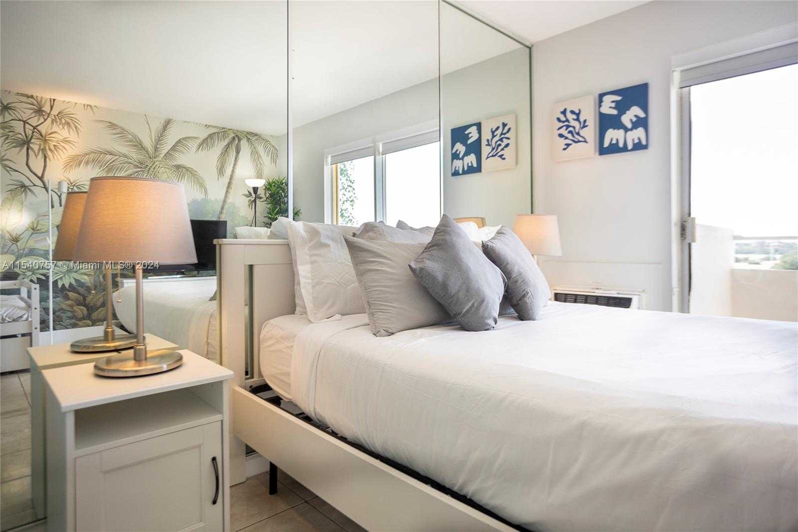 Small Image of 7904 WEST DR #304, North Bay Village Number 16