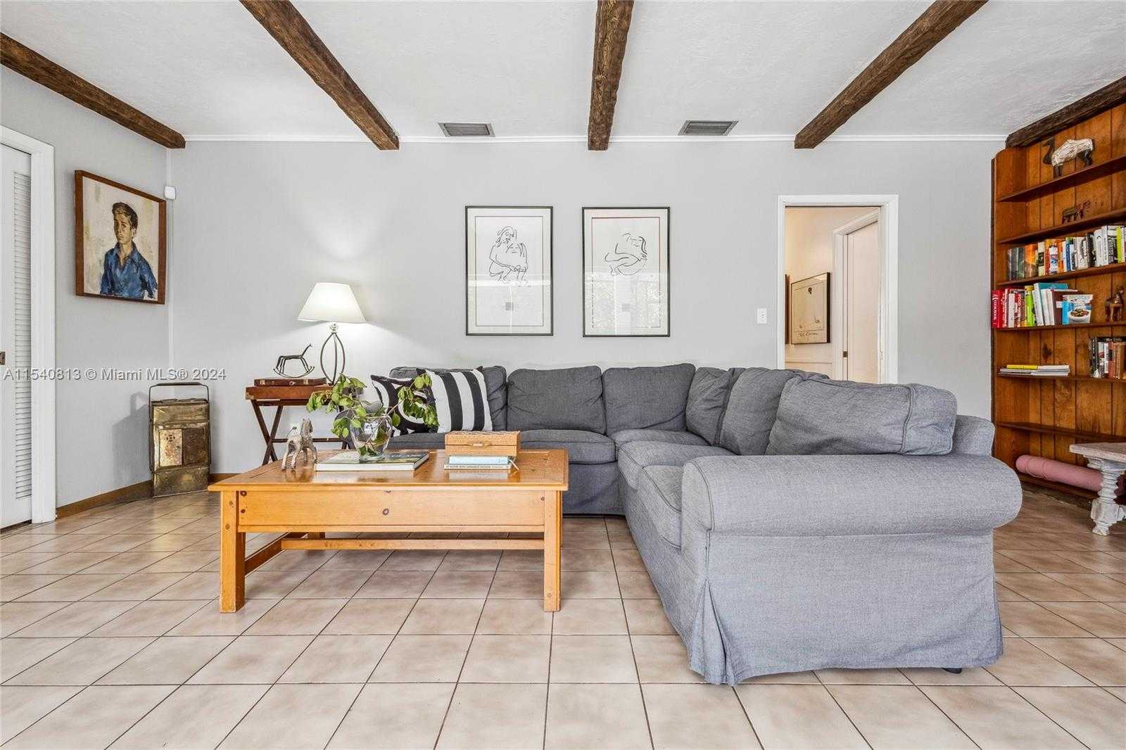 Small Image of 10130 SOUTH WEST 70TH AVE, Pinecrest Number 18