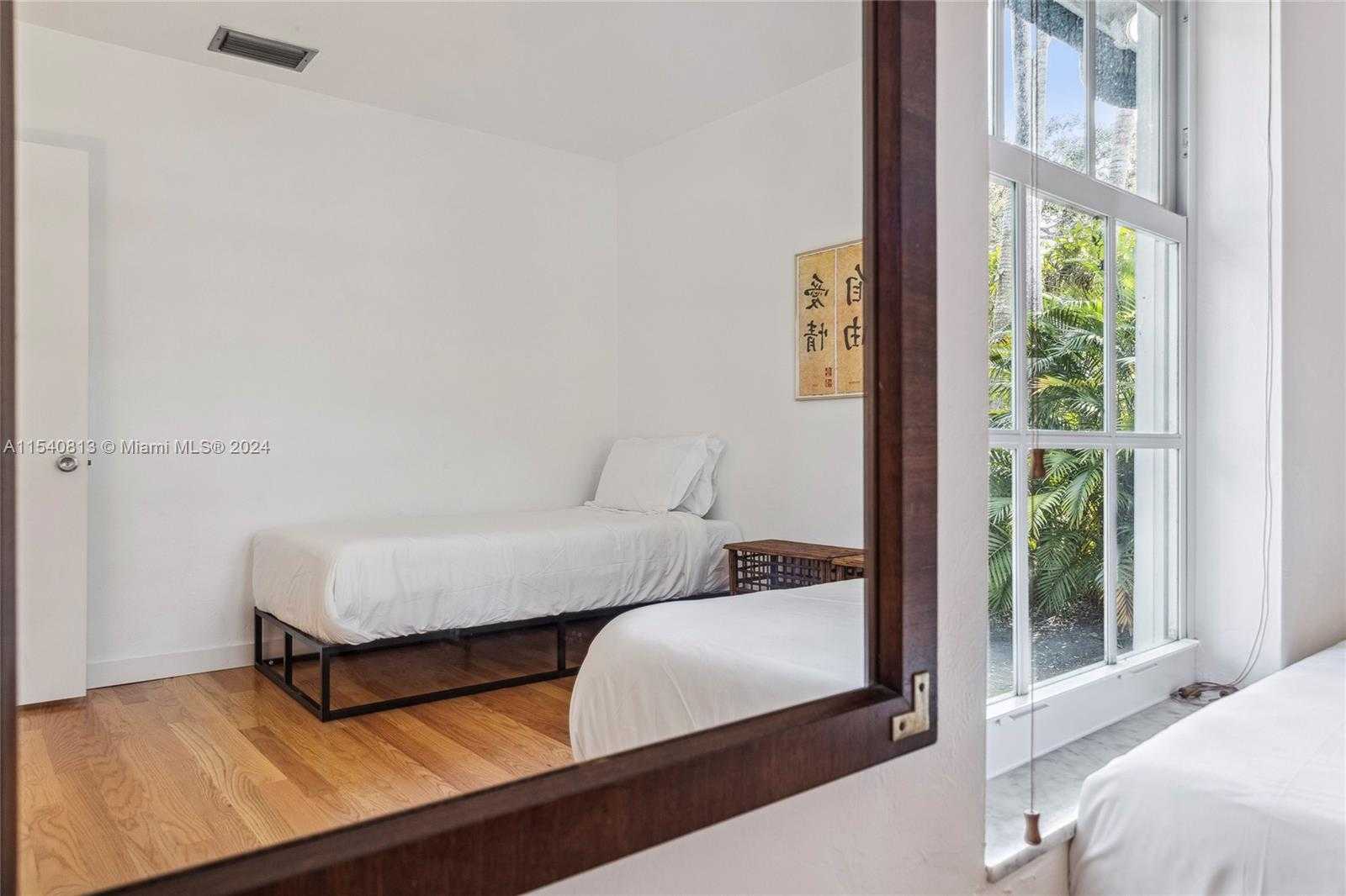 Small Image of 10130 SOUTH WEST 70TH AVE, Pinecrest Number 38