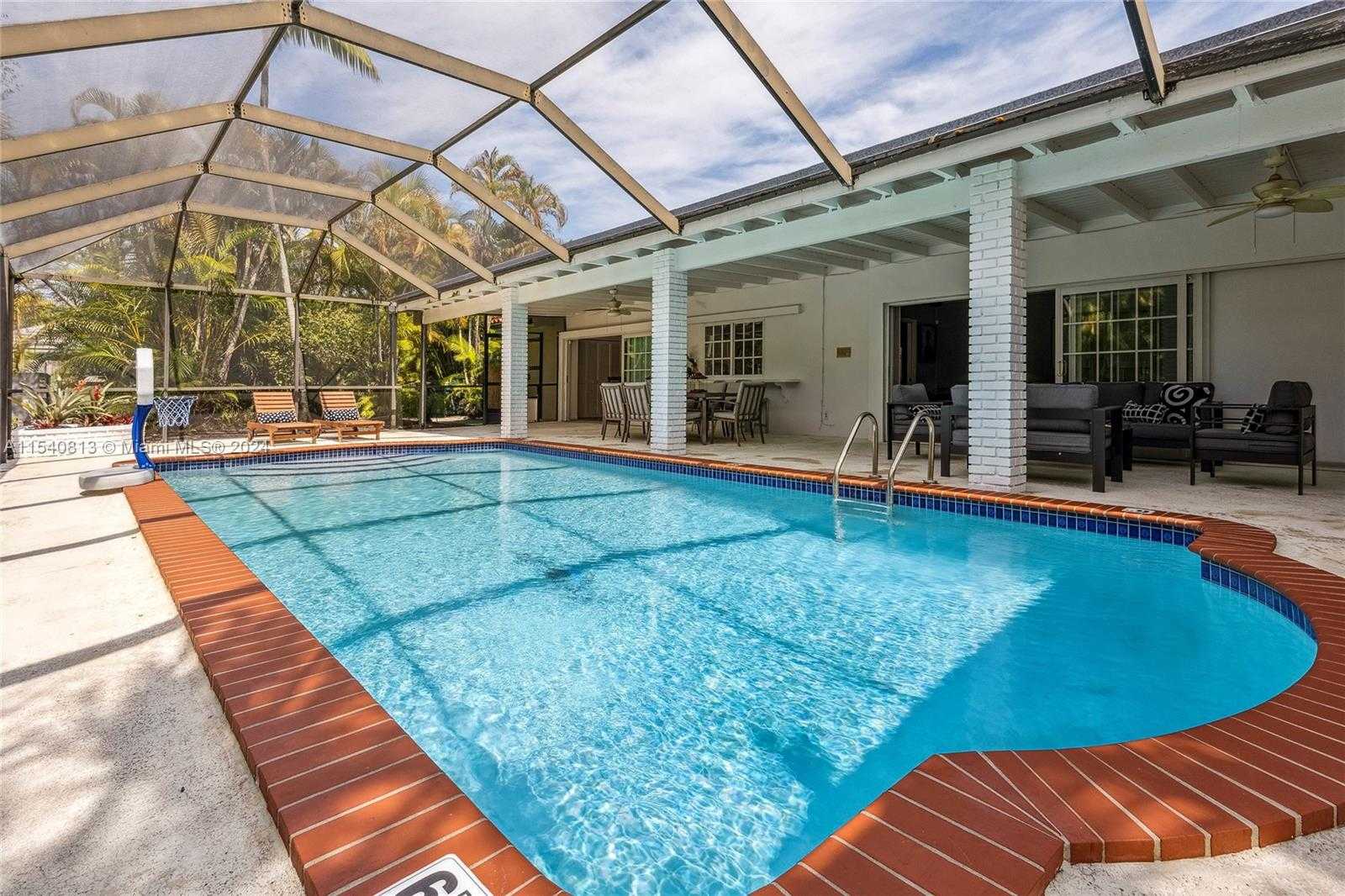 Small Image of 10130 SOUTH WEST 70TH AVE, Pinecrest Number 63