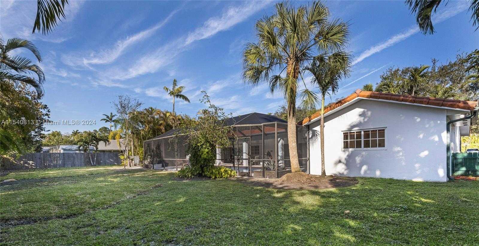 Small Image of 10130 SOUTH WEST 70TH AVE, Pinecrest Number 67