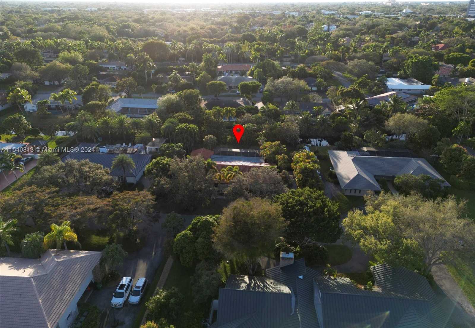 Small Image of 10130 SOUTH WEST 70TH AVE, Pinecrest Number 71