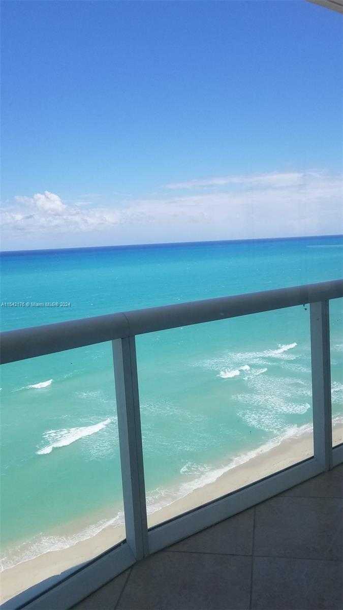 Small Image of 6365 COLLINS AVE #1703, Miami Beach Number 18