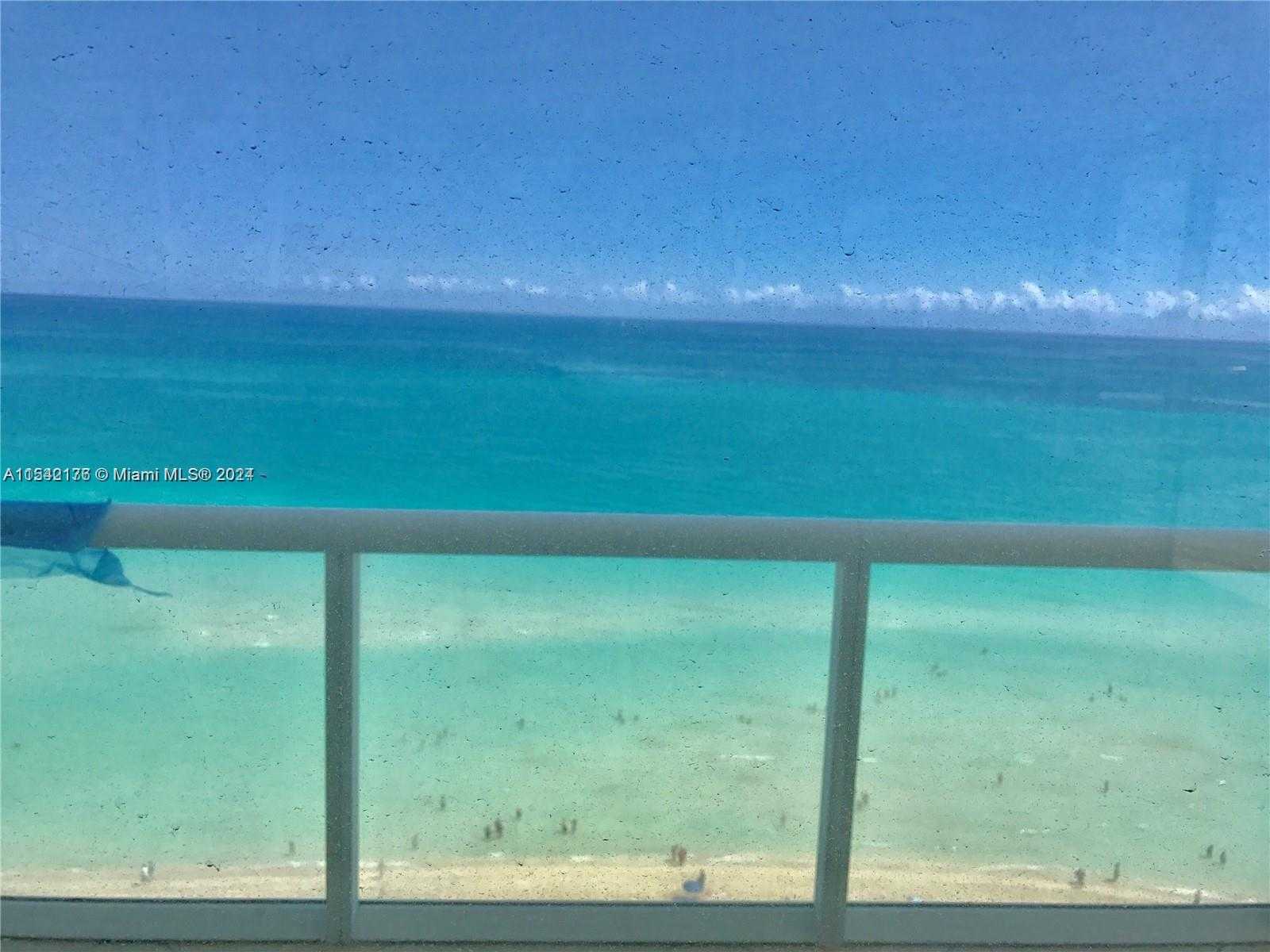 Small Image of 6365 COLLINS AVE #1703, Miami Beach Number 3