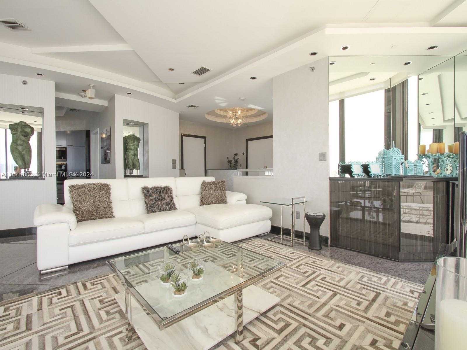Small Image of 2000 ISLAND BLVD #PH 7, Aventura Number 11