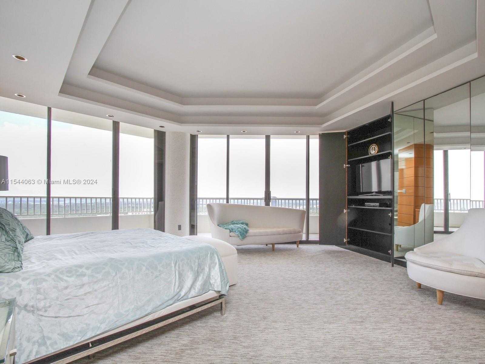 Small Image of 2000 ISLAND BLVD #PH 7, Aventura Number 17