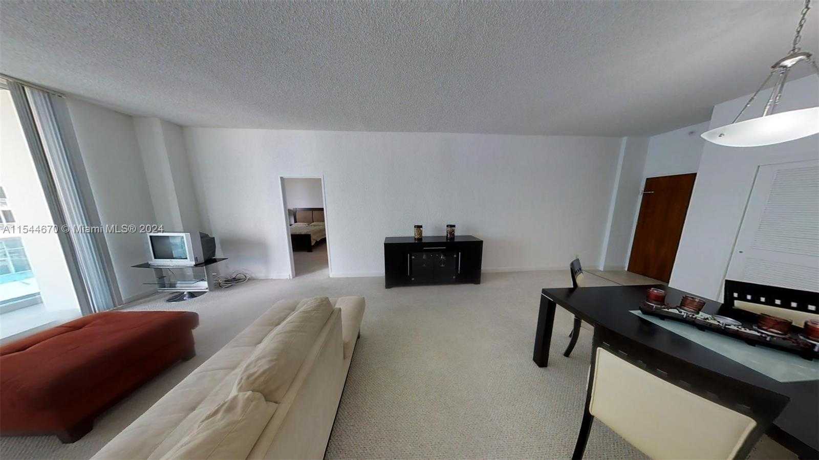 Small Image of 4001 SOUTH OCEAN DR #PH7, Hollywood Number 9