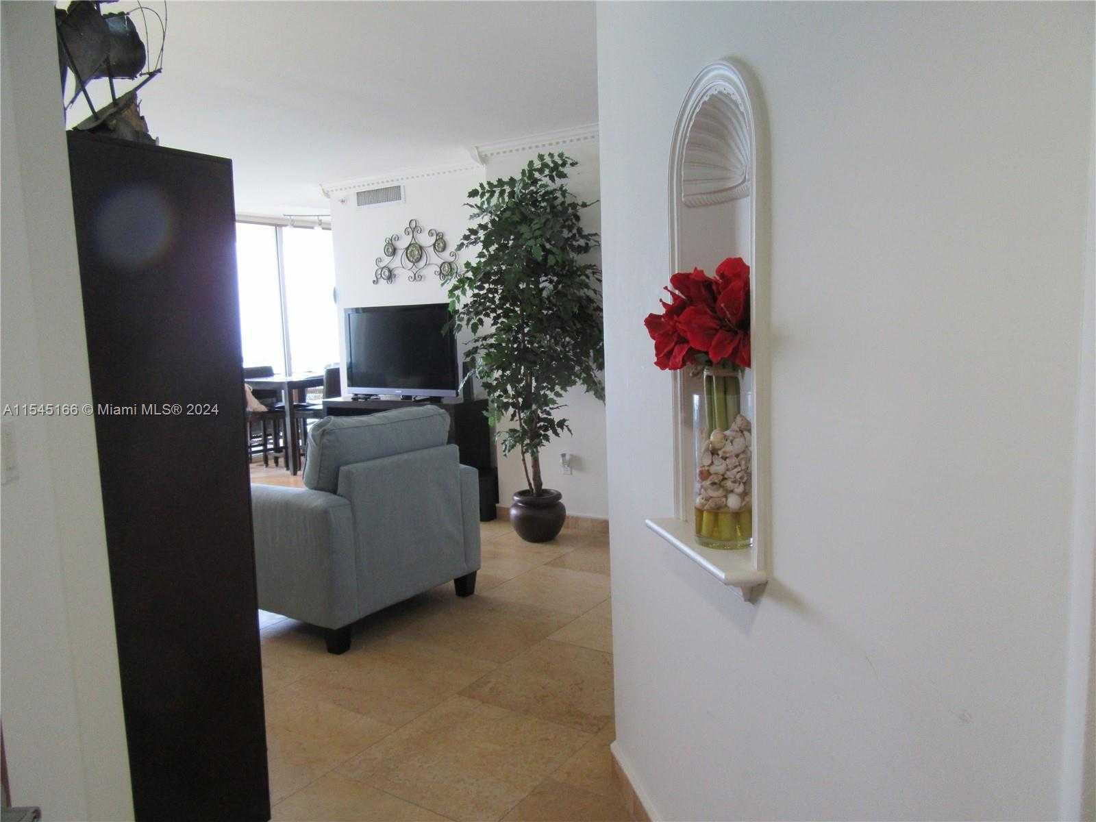 Small Image of 6365 COLLINS AVE #3509, Miami Beach Number 10