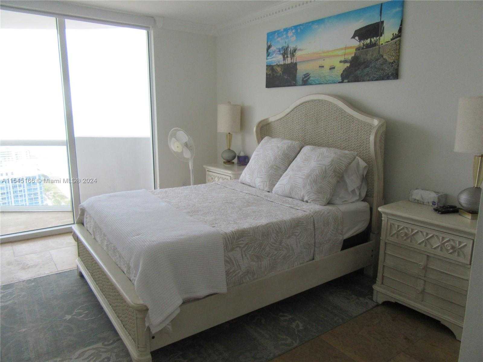 Small Image of 6365 COLLINS AVE #3509, Miami Beach Number 17