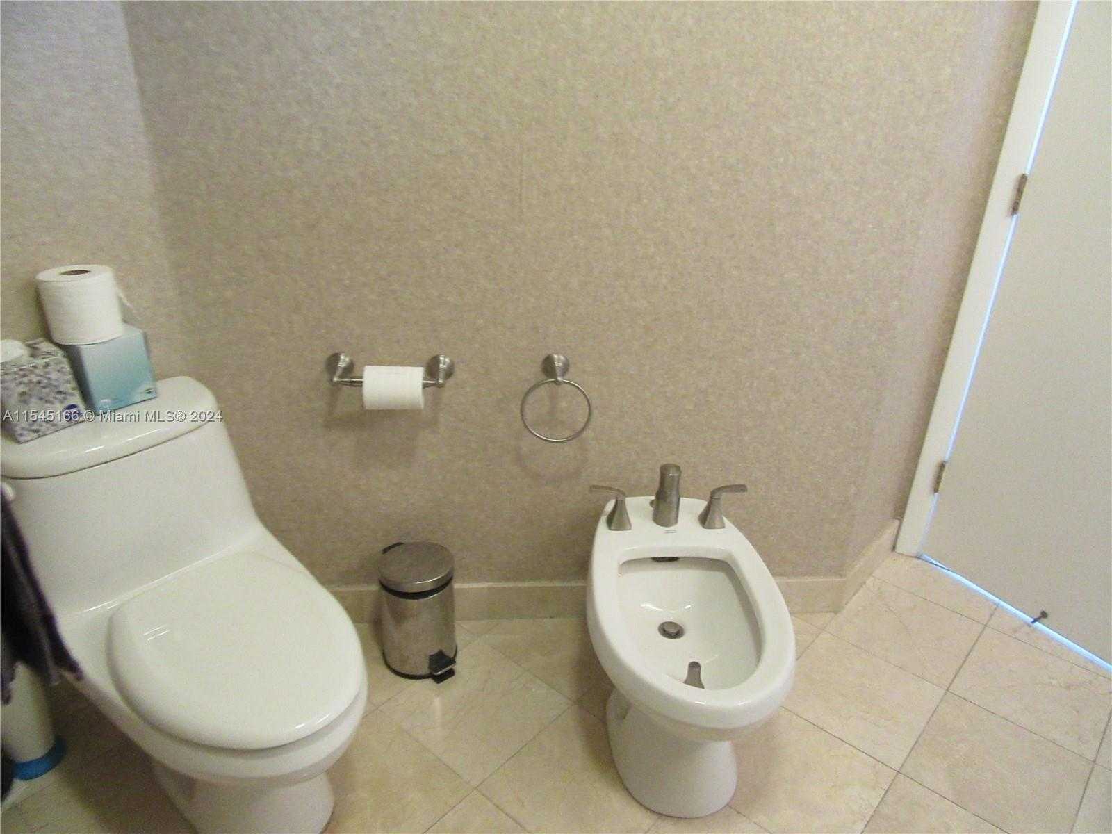 Small Image of 6365 COLLINS AVE #3509, Miami Beach Number 24