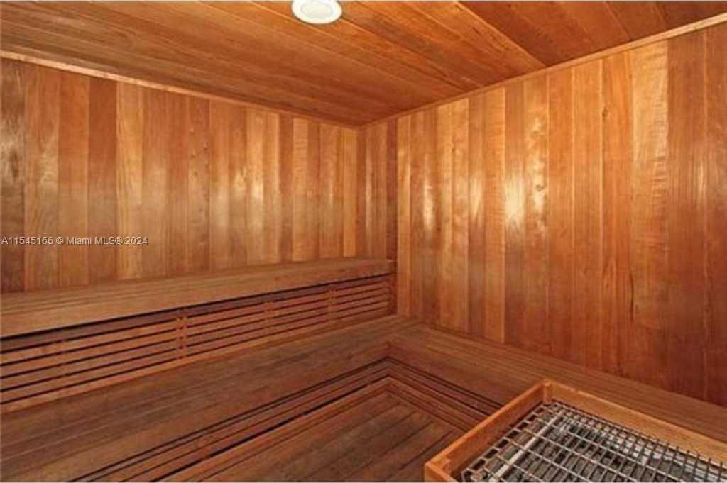 Small Image of 6365 COLLINS AVE #3509, Miami Beach Number 40