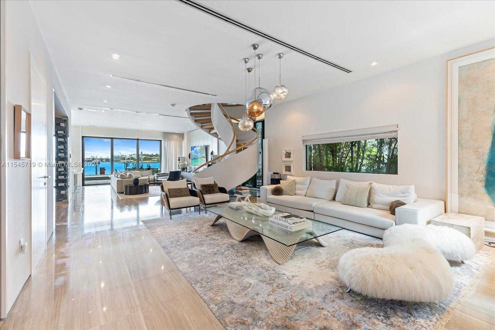 Small Image of 401 EAST RIVO ALTO DR, Miami Beach Number 4