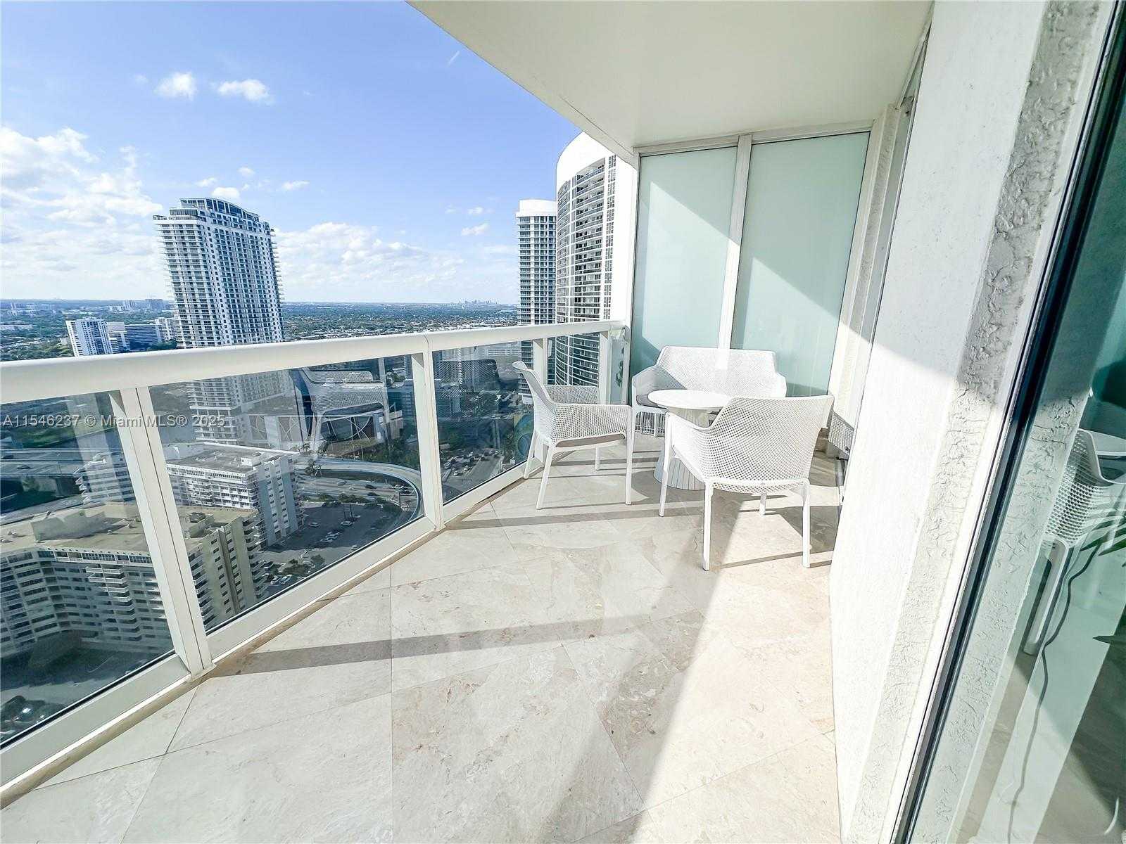 Small Image of 1850 SOUTH OCEAN DR #3308, Hallandale Beach Number 11