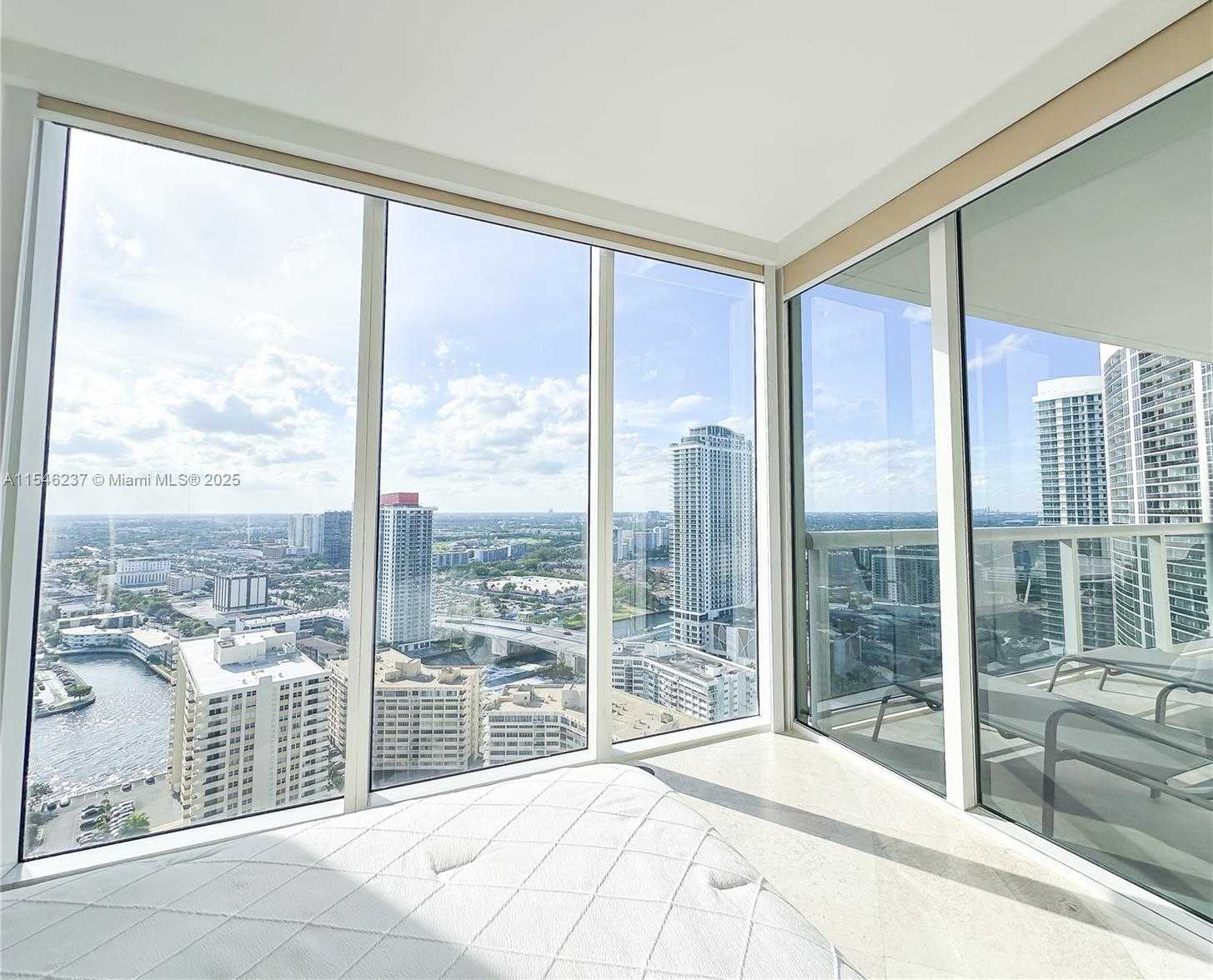 Small Image of 1850 SOUTH OCEAN DR #3308, Hallandale Beach Number 20