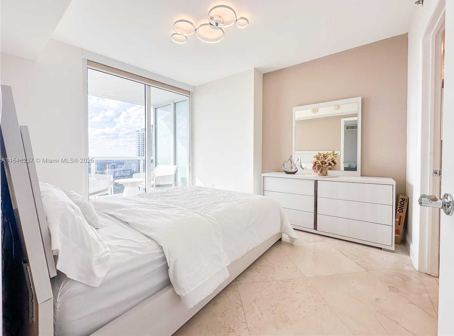 Small Image of 1850 SOUTH OCEAN DR #3308, Hallandale Beach Number 23