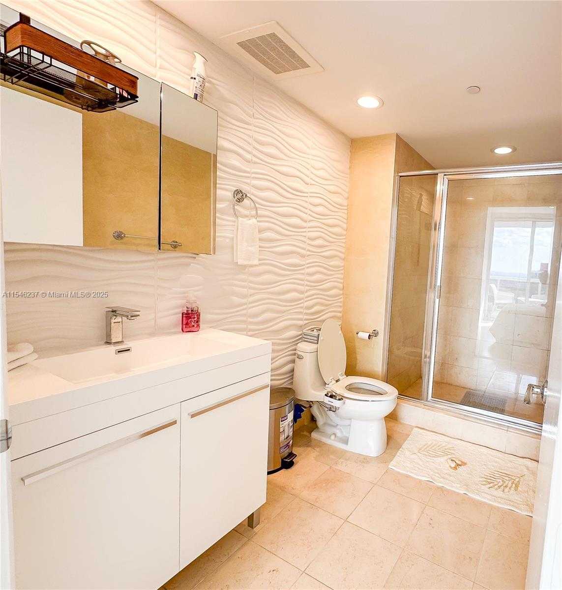 Small Image of 1850 SOUTH OCEAN DR #3308, Hallandale Beach Number 25