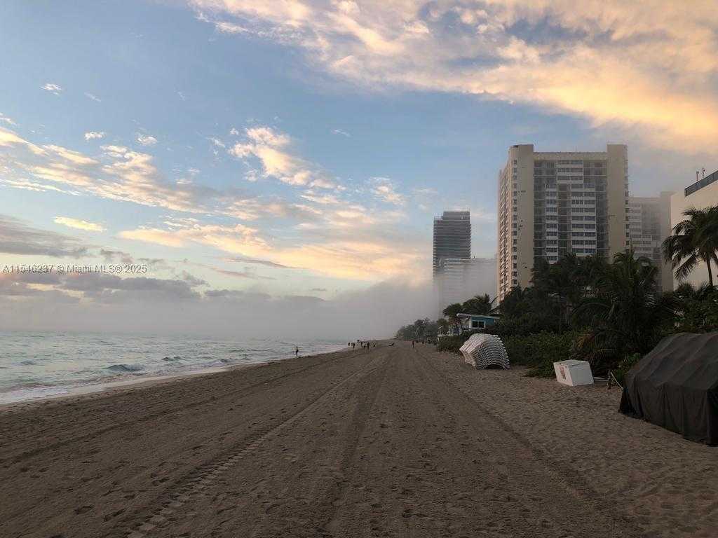 Small Image of 1850 SOUTH OCEAN DR #3308, Hallandale Beach Number 65