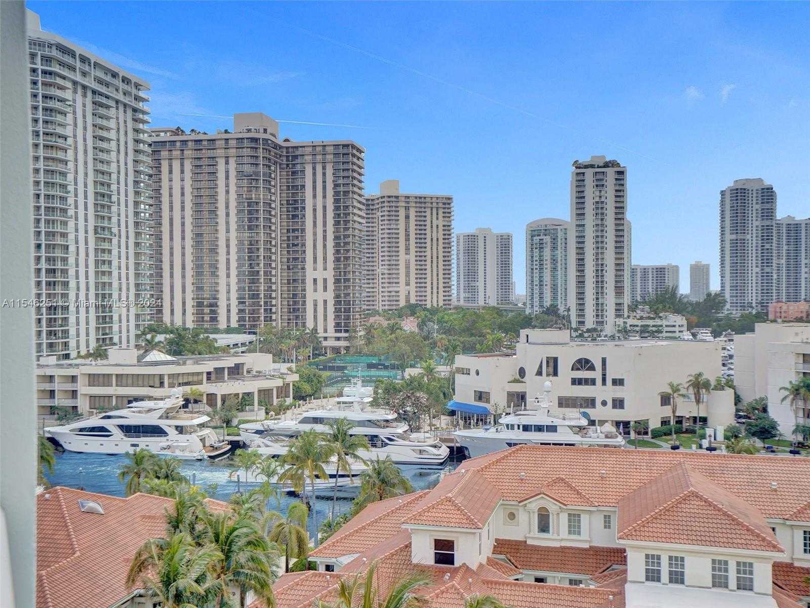 Small Image of 19955 NE 38th Ct, Aventura, FL 33180, USA Number 44