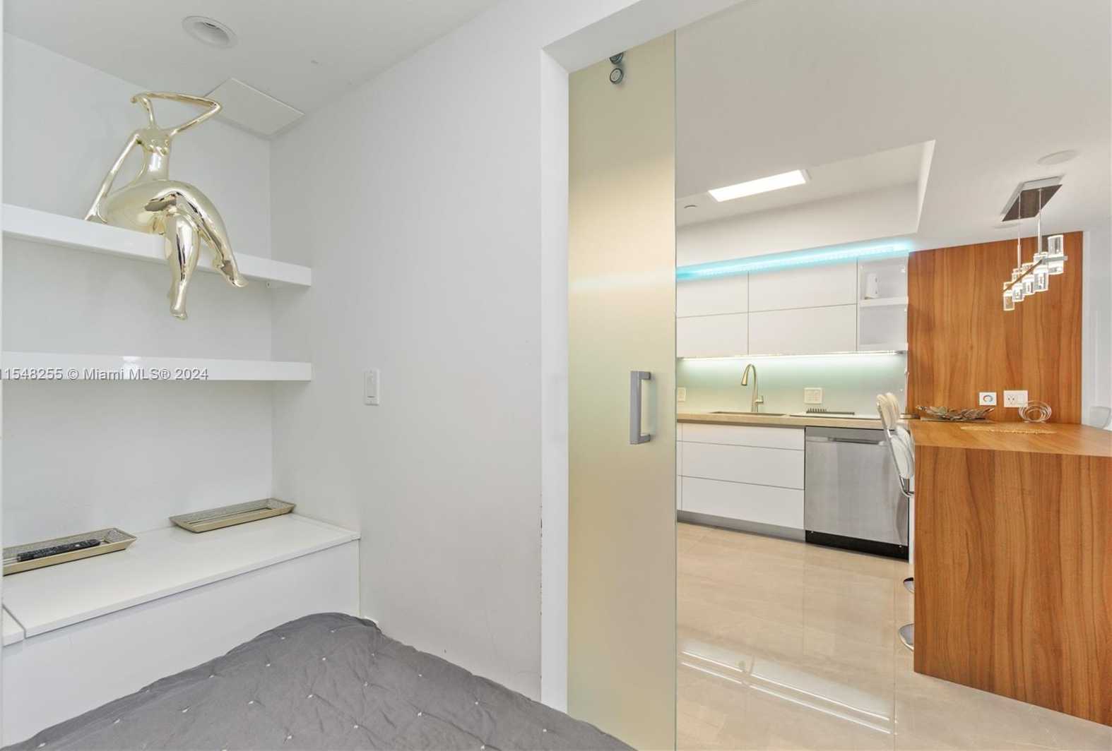 Small Image of 100 LINCOLN RD #1602, Miami Beach Number 10