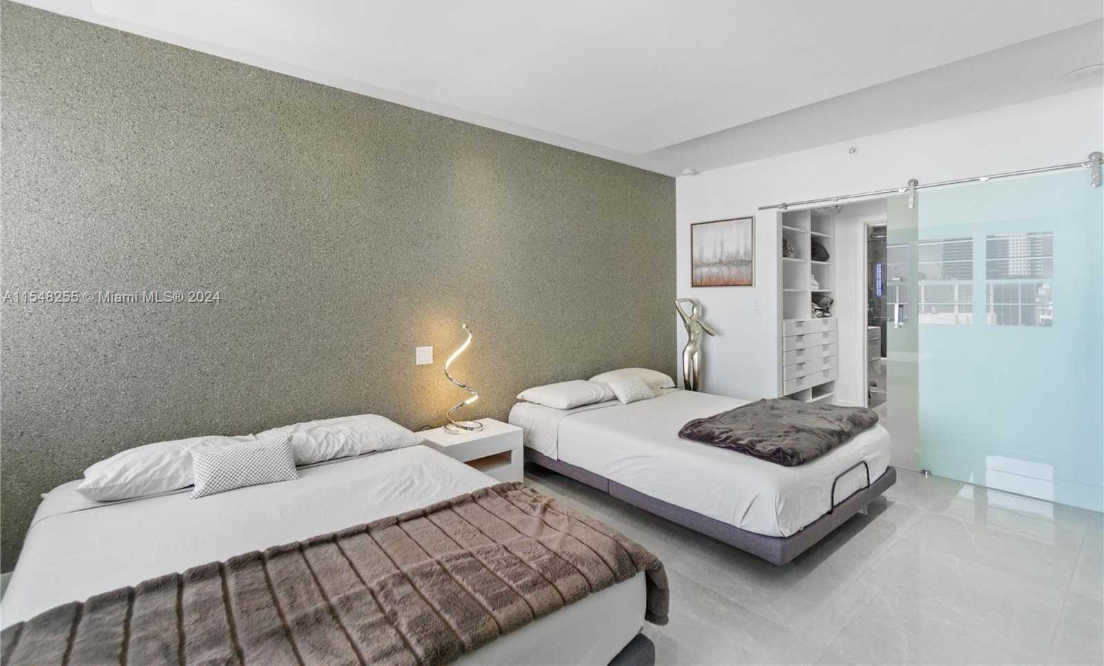 Small Image of 100 LINCOLN RD #1602, Miami Beach Number 13