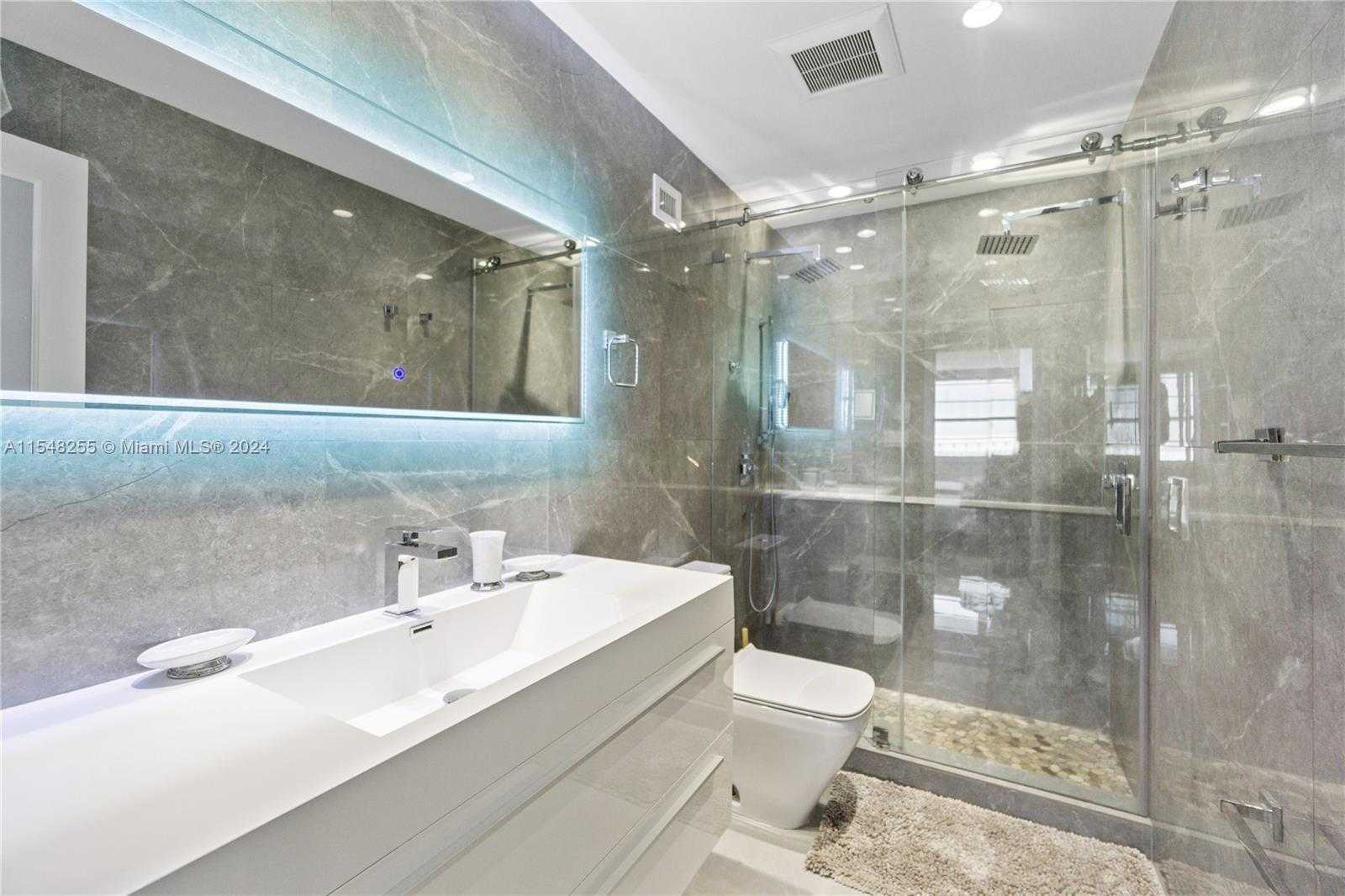 Small Image of 100 LINCOLN RD #1602, Miami Beach Number 17