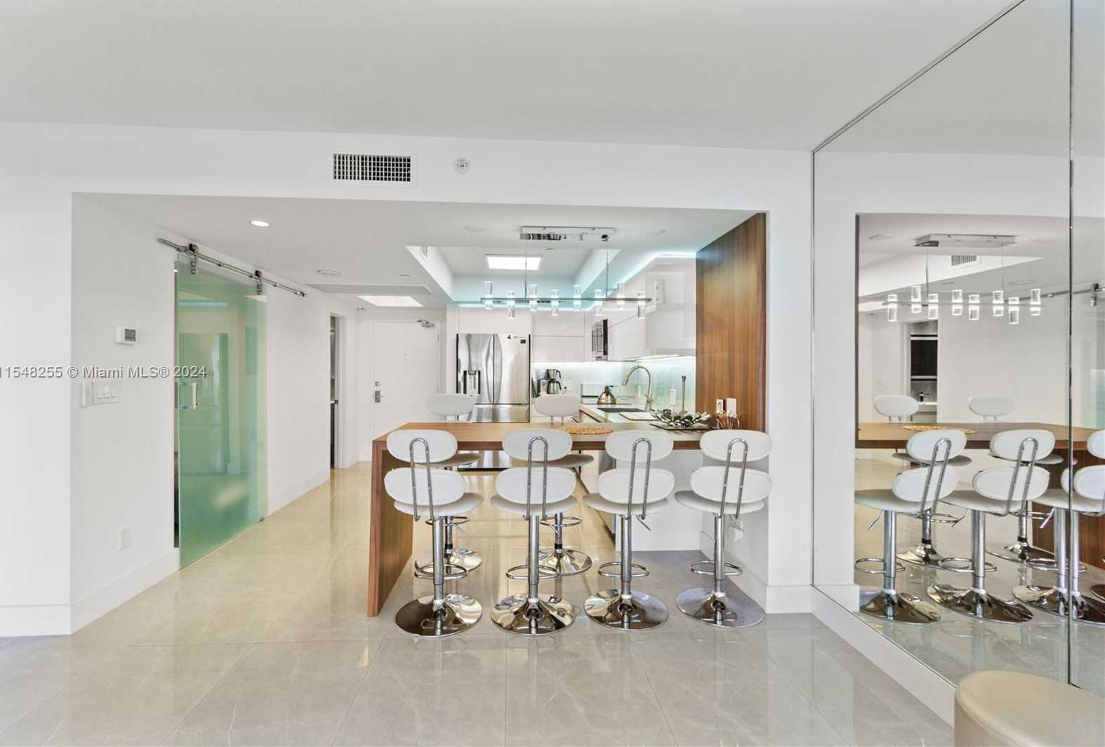 Small Image of 100 LINCOLN RD #1602, Miami Beach Number 5