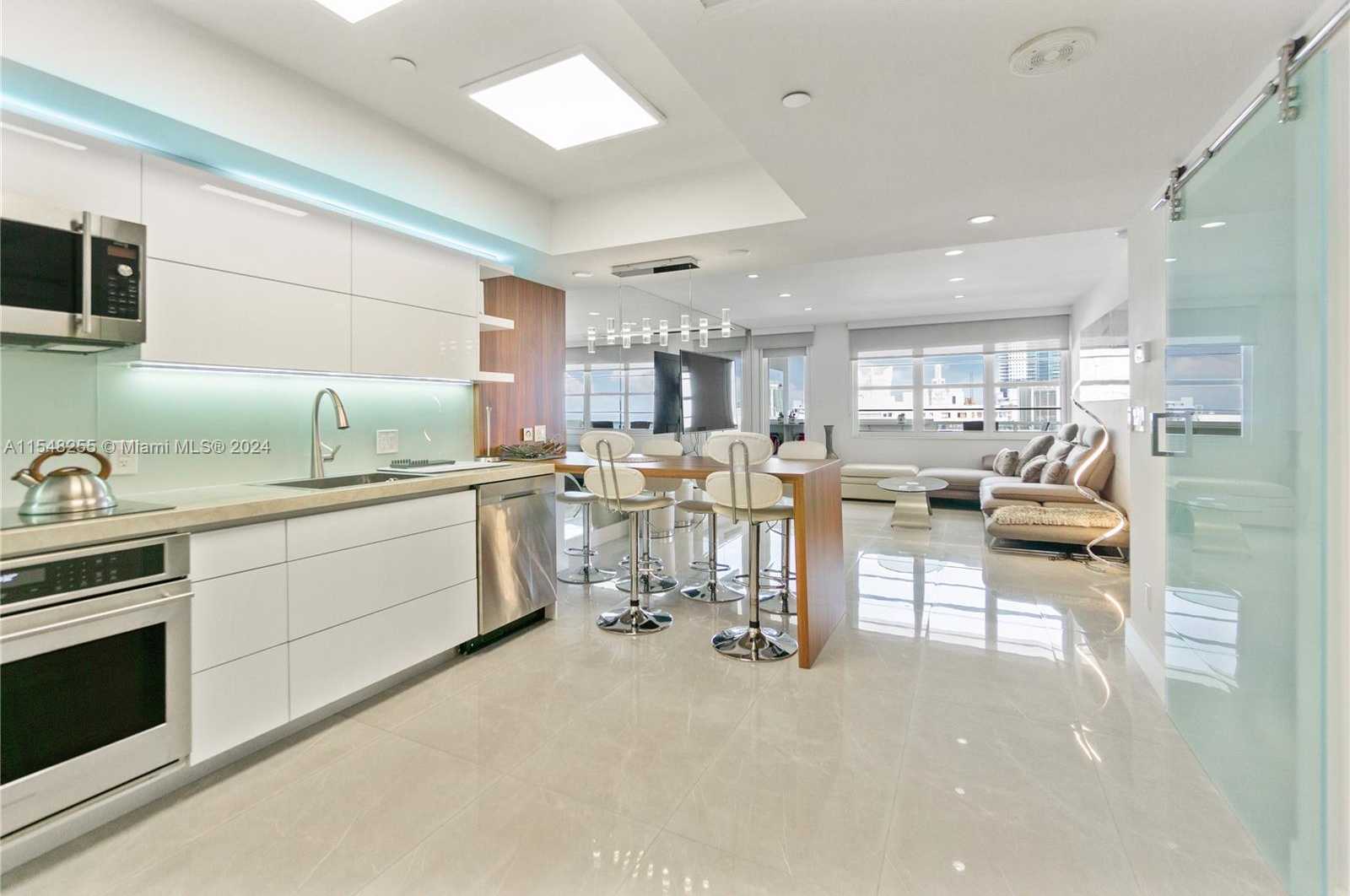 Small Image of 100 LINCOLN RD #1602, Miami Beach Number 8