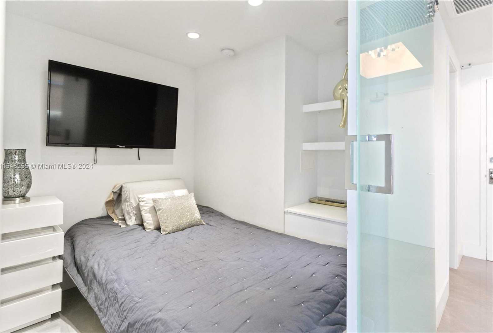 Small Image of 100 LINCOLN RD #1602, Miami Beach Number 9