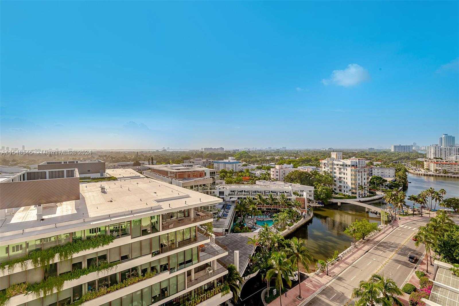 Small Image of 2301 COLLINS AVE #1230, Miami Beach Number 4