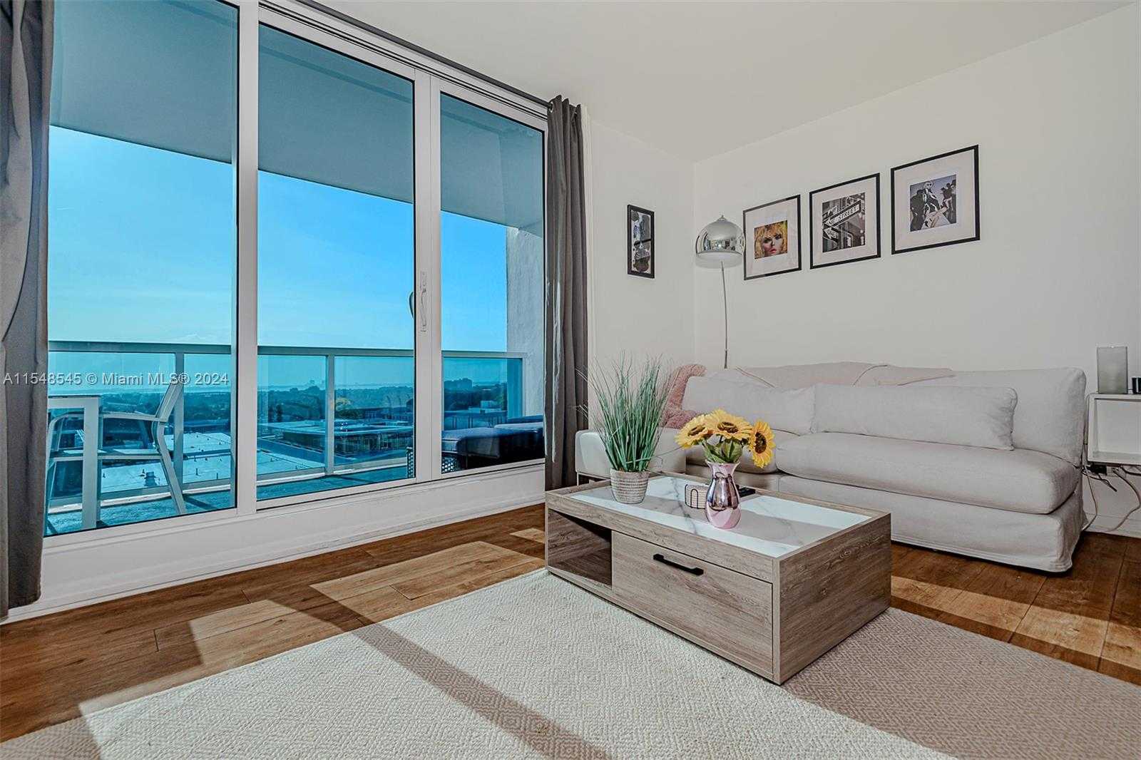 Small Image of 2301 COLLINS AVE #1230, Miami Beach Number 6