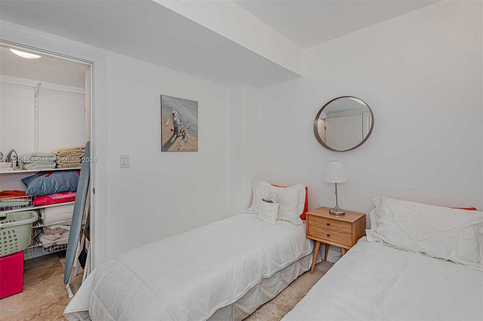 Small Image of 2301 COLLINS AVE #1515, Miami Beach Number 13