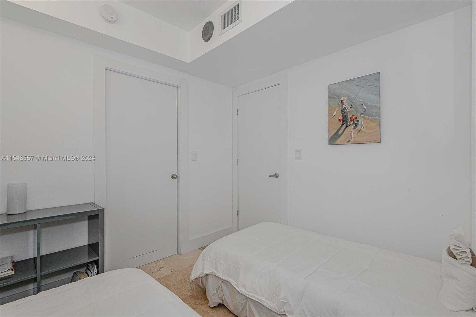 Small Image of 2301 COLLINS AVE #1515, Miami Beach Number 14